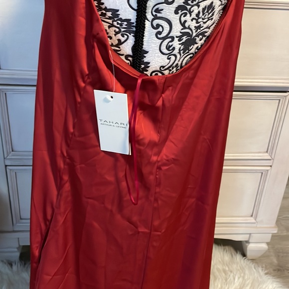 Women’s Tahari, Arthur, S Levine, XL Grecian style dress rust, colored NWT - Picture 4 of 7